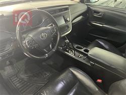 تويوتا أفالون